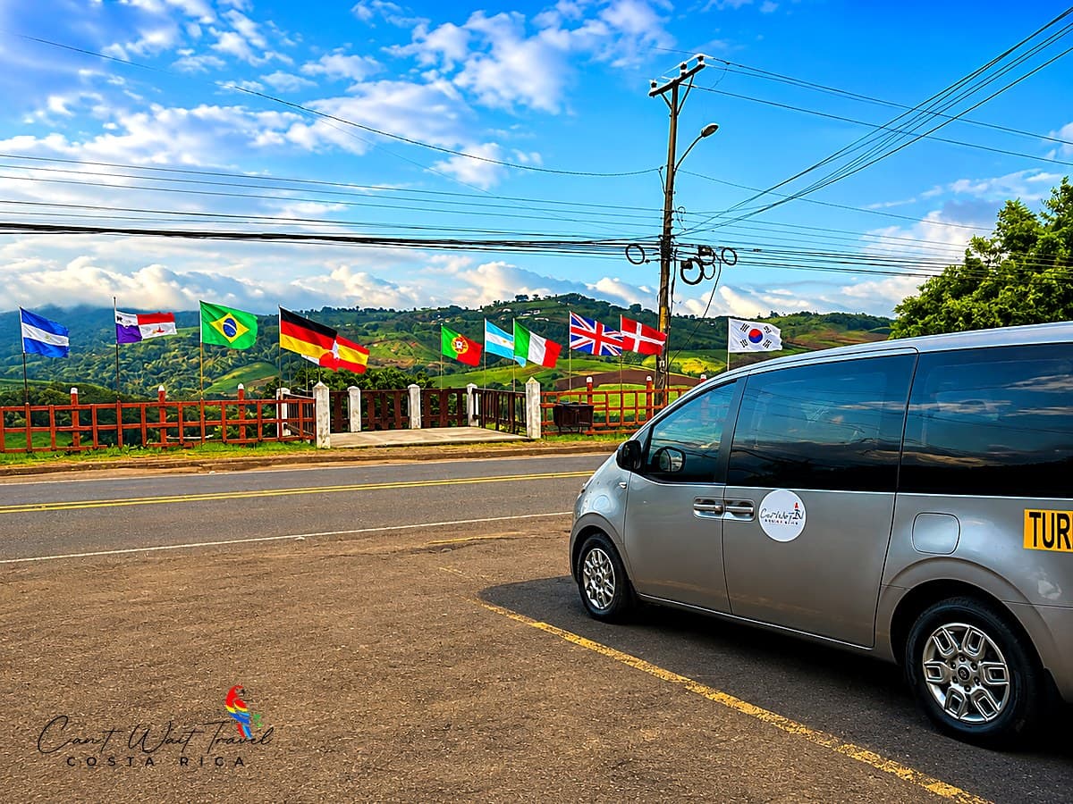 Discovery upgrade scenic stop in Costa Rica
